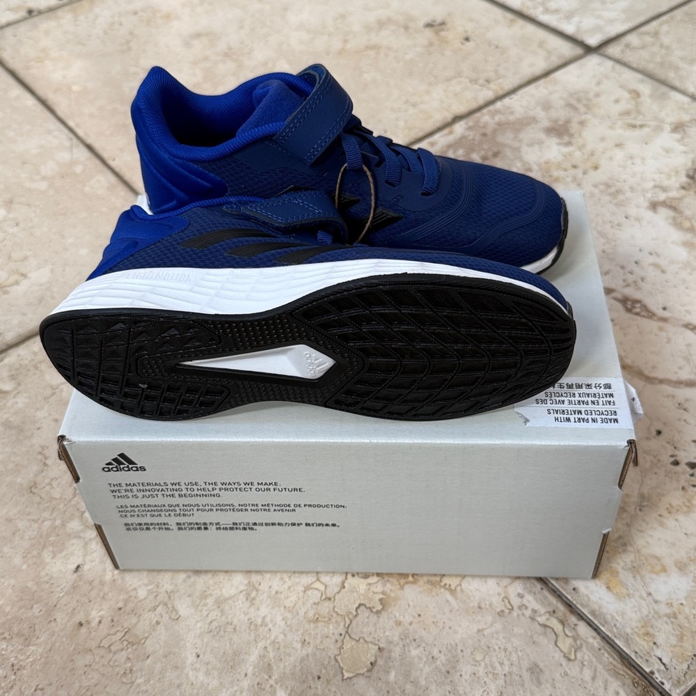 Adidas Duramo 10 Kids Shoes in Navy - Picture 4 of 4